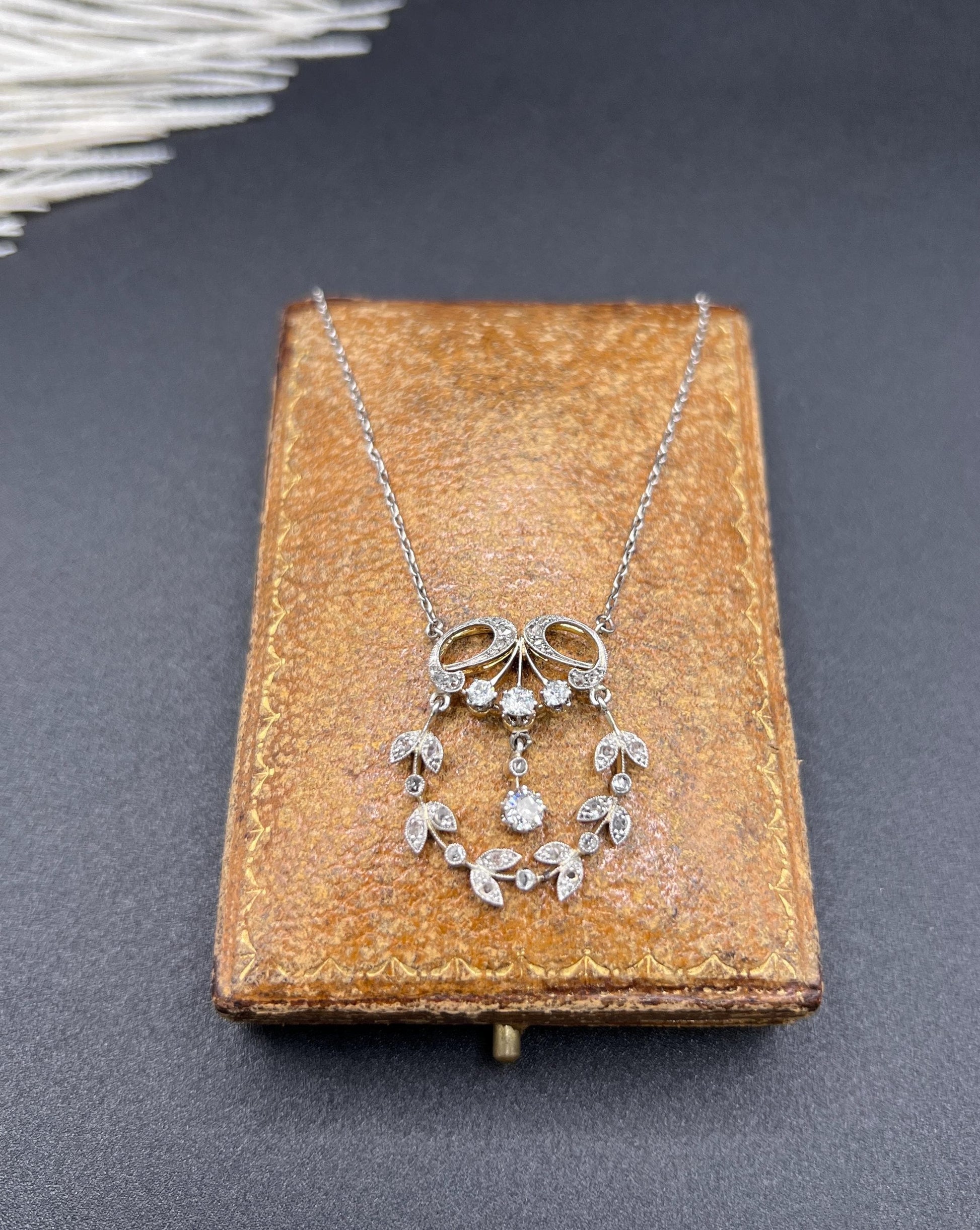 Antique 18ct Gold & Platinum, Edwardian Diamond Floral Pendant Necklace