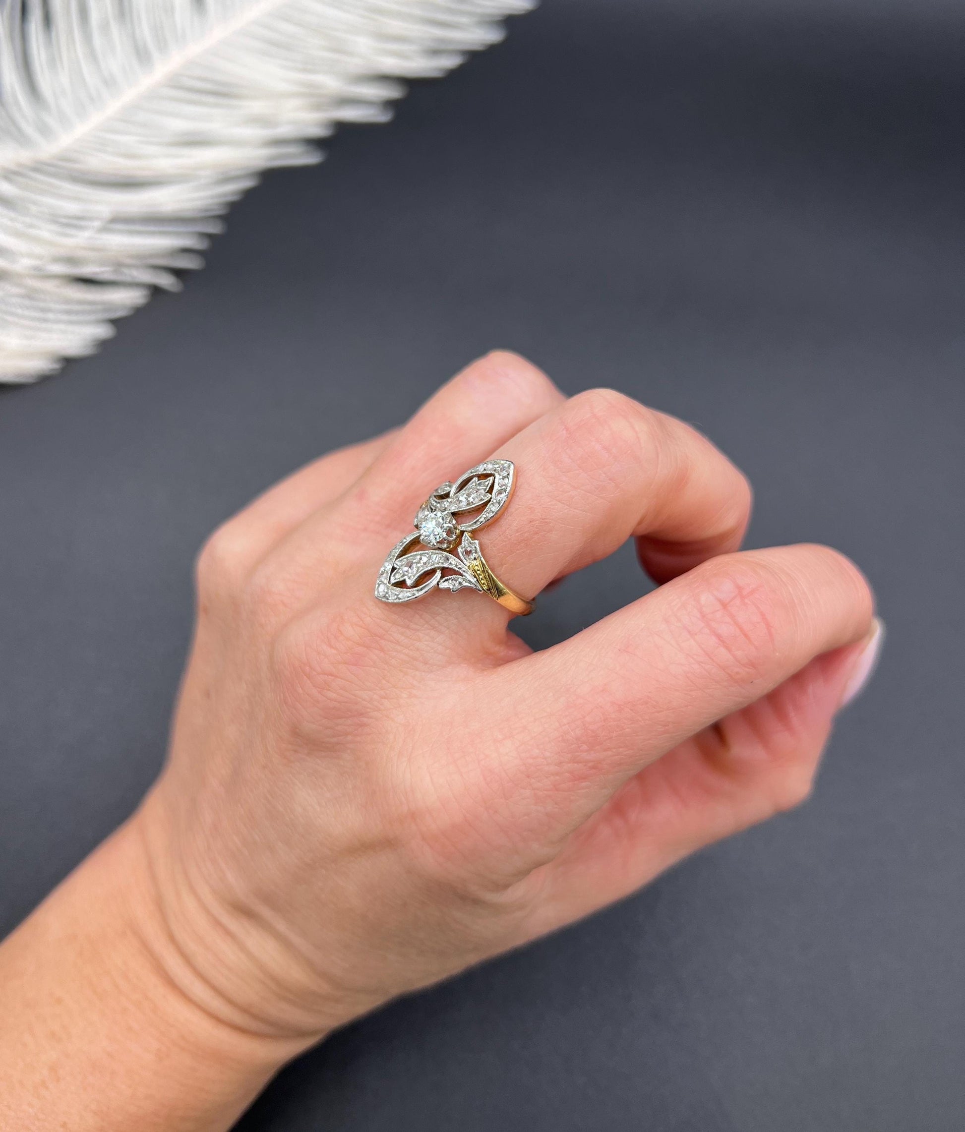 Antique 18ct Gold & Platinum, Edwardian era Diamond Belle Époque Ring