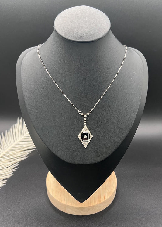 Antique 18ct Gold & Platinum, Edwardian Onyx and Diamond Pendant Necklace