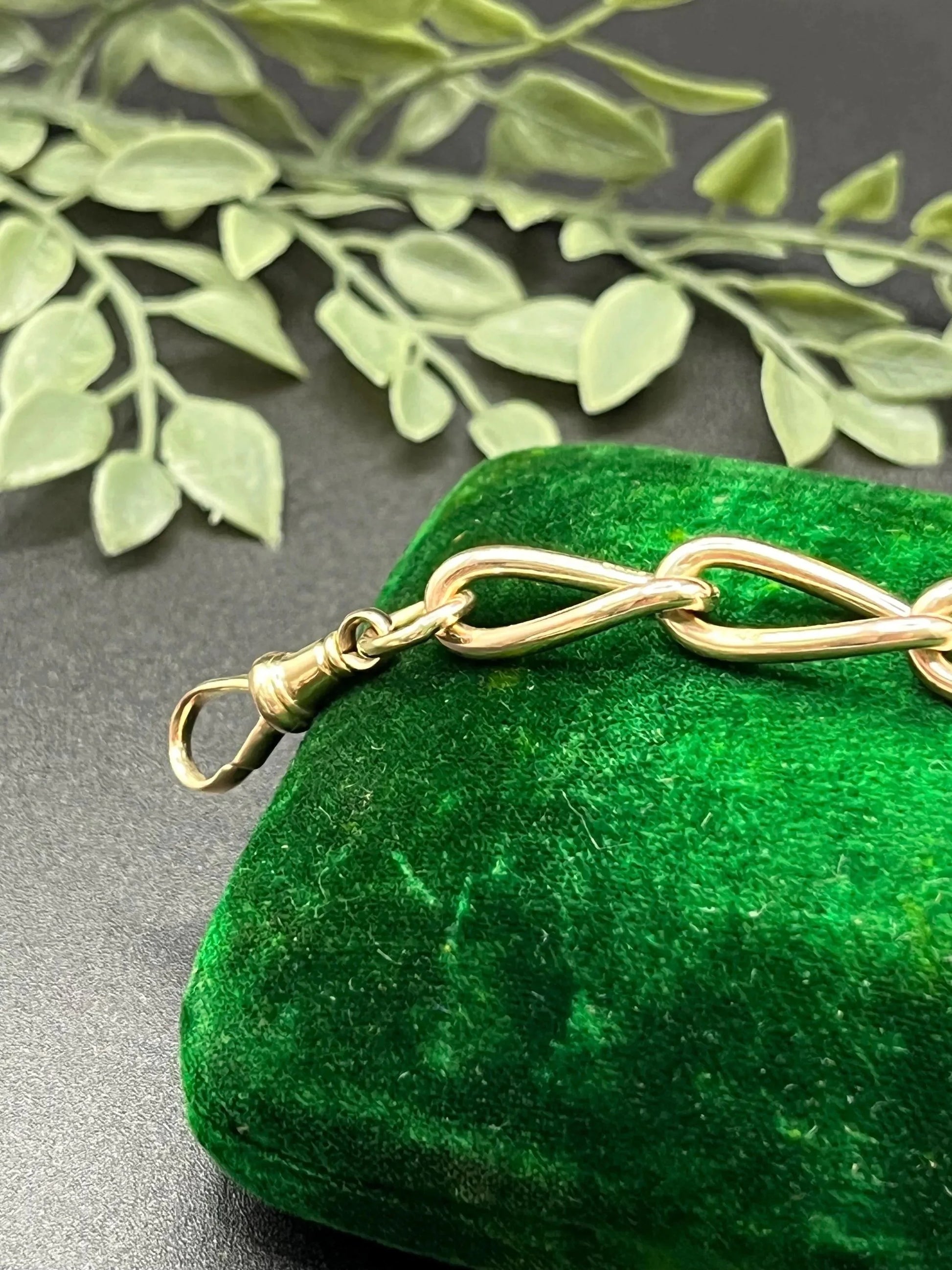 Victorian 9 Carat Rose Gold Link Chain Extender with Dog Clip Clasp, Circa 1900