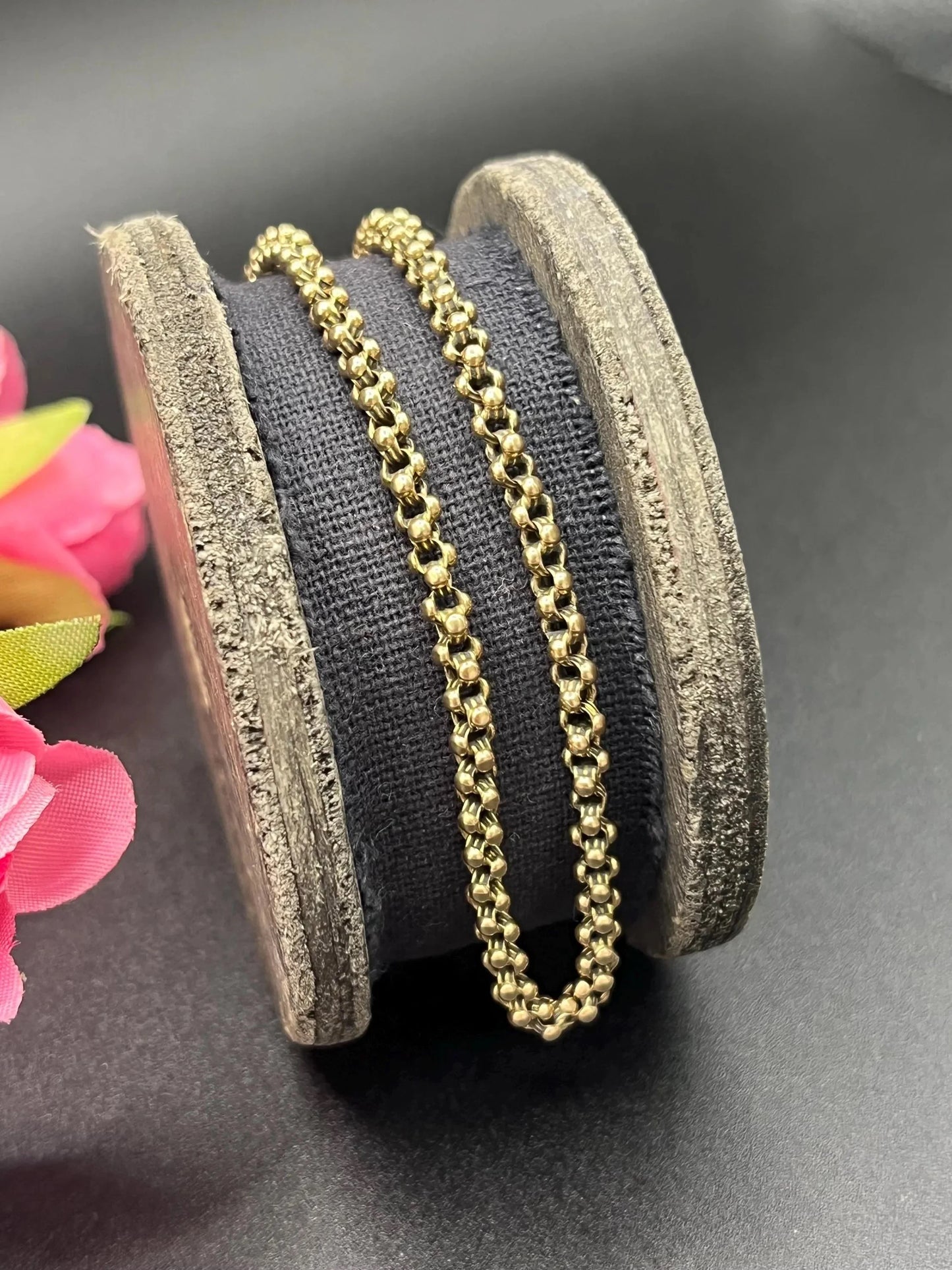 A yellow gold belcher link chain necklace