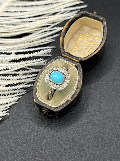 Vintage Art Deco Style Platinum, Turquoise and Diamond Cluster Ring