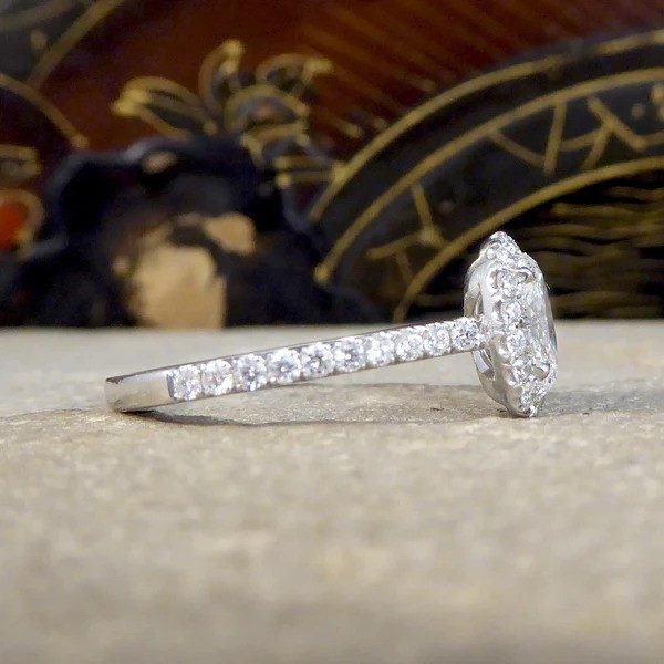 Diamond cluster ring in platinum.