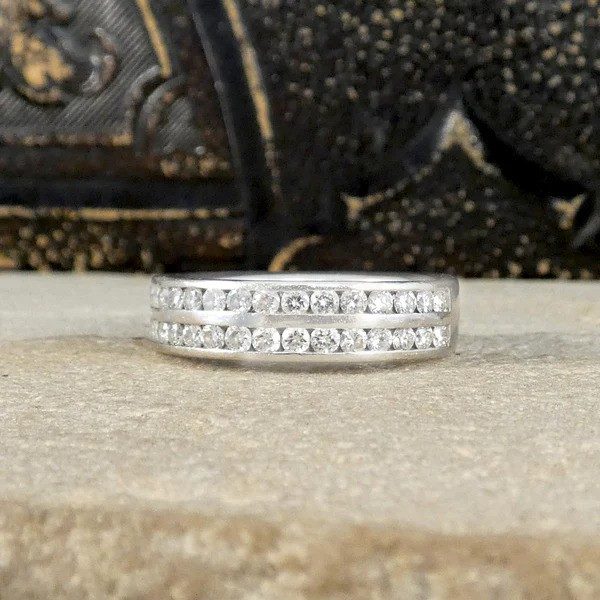 Diamond half eternity ring in platinum. 