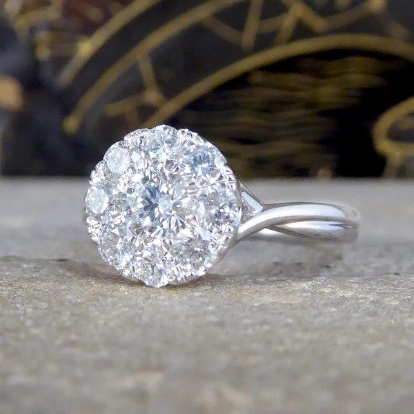 Diamond solitaire illusion ring in platinum