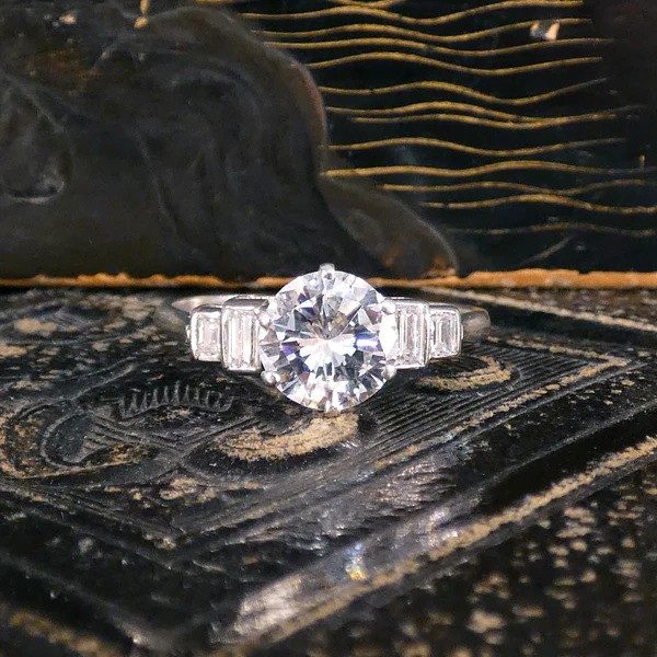 Art Deco 1.2 carat diamond solitaire ring in platinum