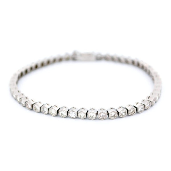 Diamond tennis bracelet in platinum.