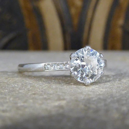 Diamond engagement ring in platinum.