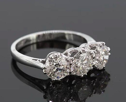 Diamond Three Stone Ring, 2.34 carats, in Platinum