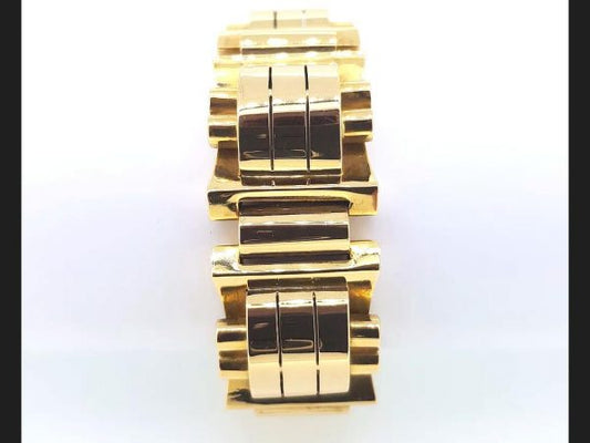 Vintage Geometric Design 18ct Yellow Gold Bracelet, Circa 1940's. Total weight: 117.5g