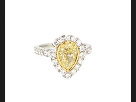Fancy Yellow Diamond Cluster Ring, 3.16 carat total, 18ct White Gold