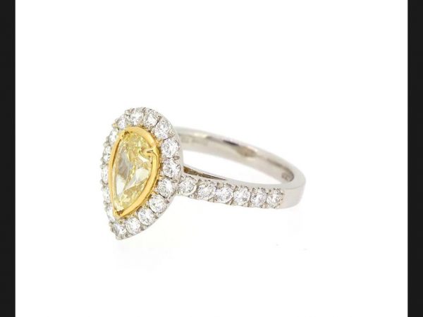 Fancy Yellow Diamond Cluster Ring, 3.16 carat total, 18ct White Gold