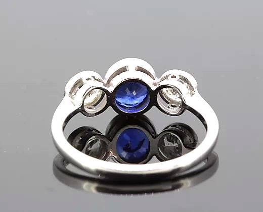 Oval Sapphire and Diamond Trilogy Ring, 1.82 carat total, 18ct White Gold