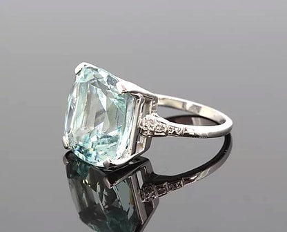 Cushion-Cut 15.17ct Aquamarine and Diamond Dress Ring in Platinum