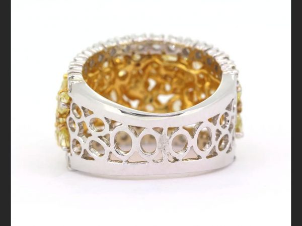 Yellow and White Diamond Bombe Ring, estimated 3.50 carats
