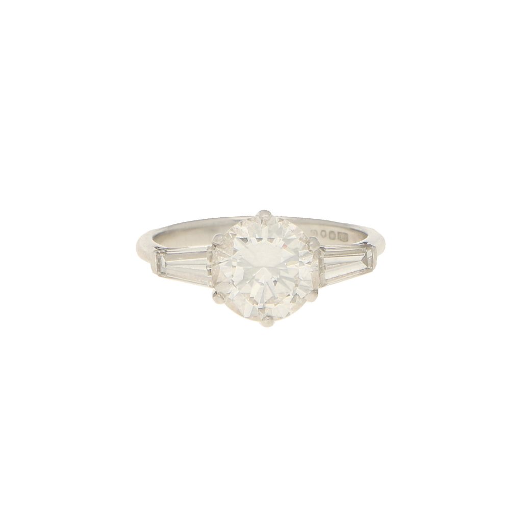 1.85ct Diamond Solitaire Ring With Baguette Cut Shoulders in Platinum