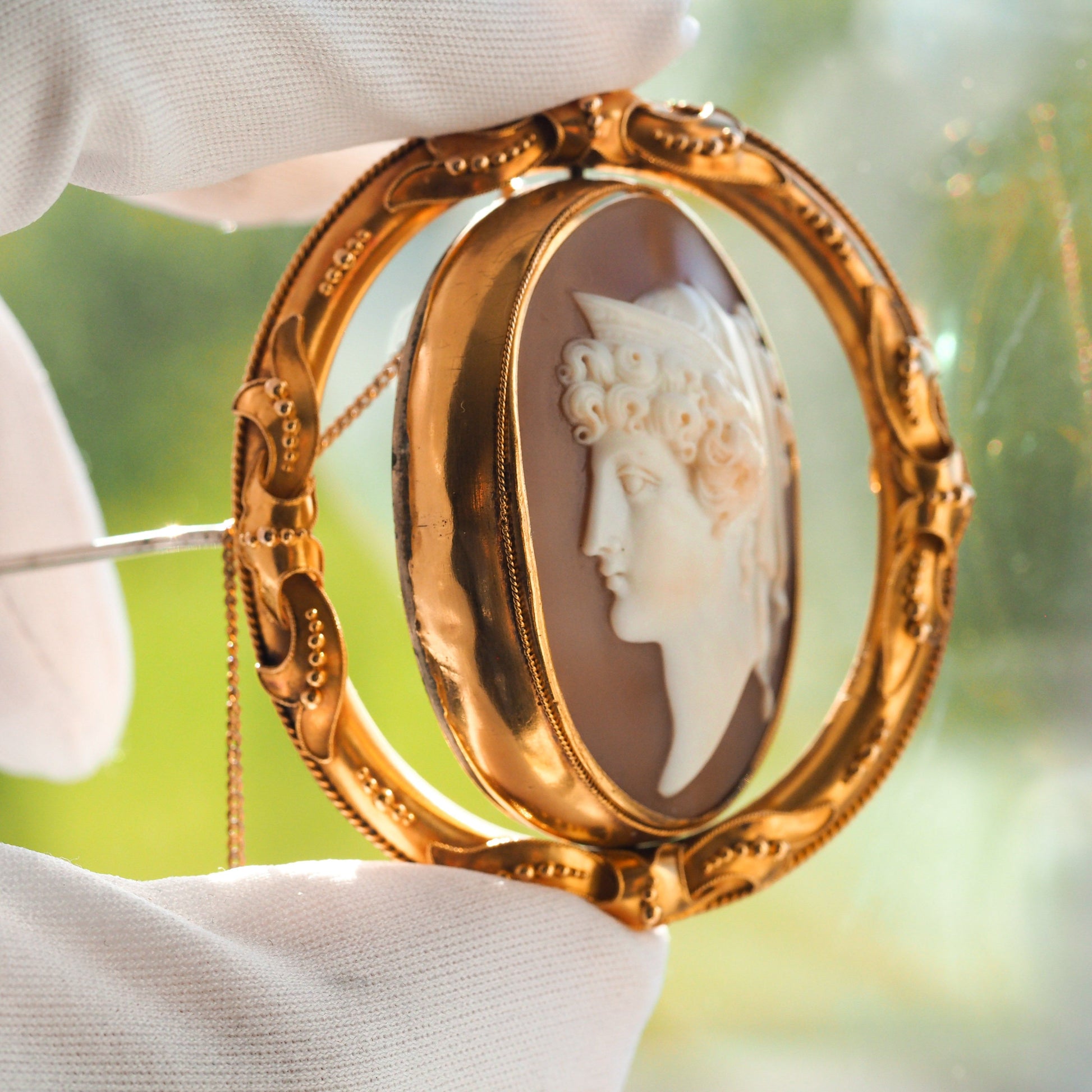 Magnificent Large Antique Victorian 18K Gold Cameo Brooch Pendant Locket - c.1860