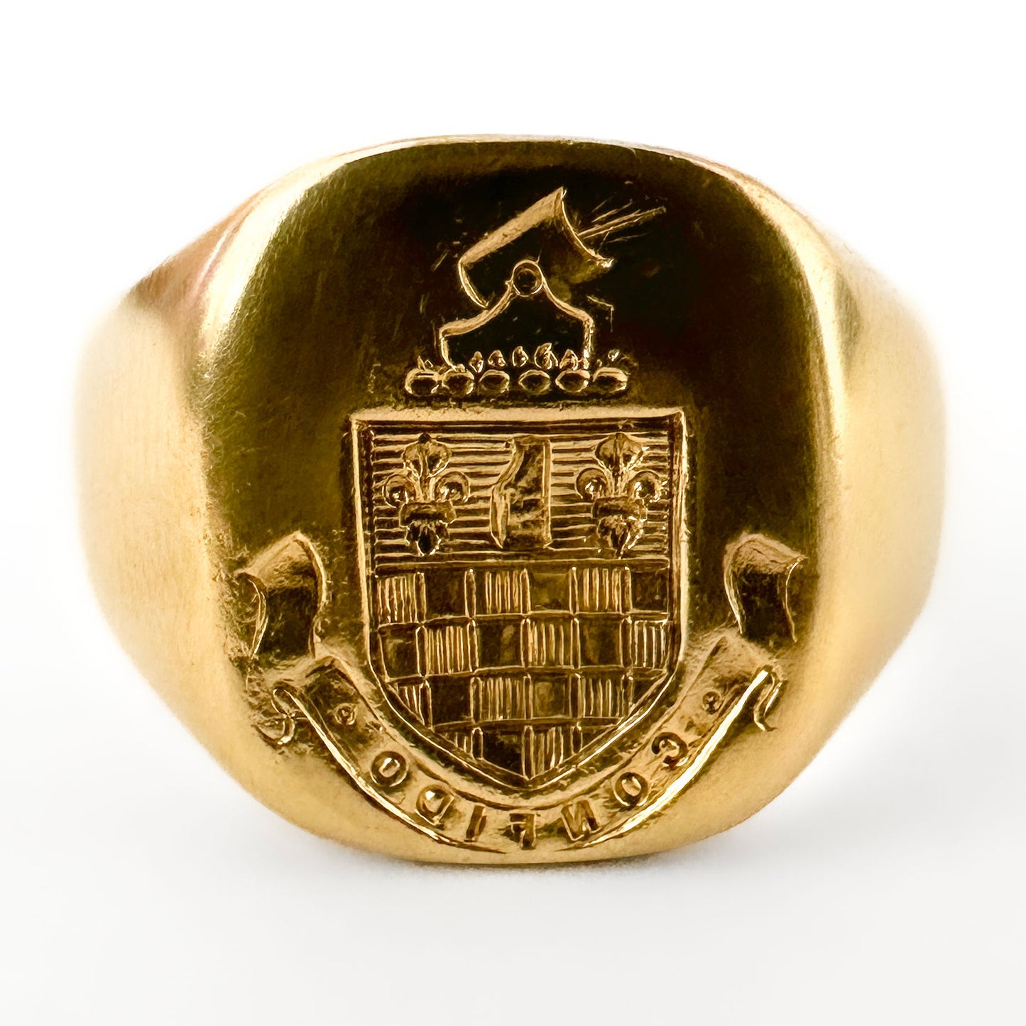 Victorian Signet Ring With Crest &amp; 'CONFIDO' Moto