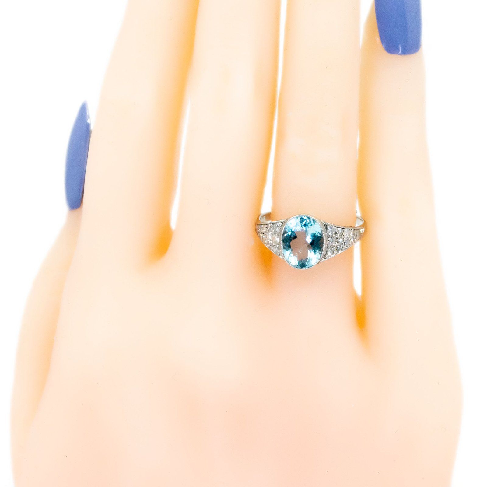 Art Deco Style Aquamarine, Diamond and Platinum Ring, 1.71 Carats