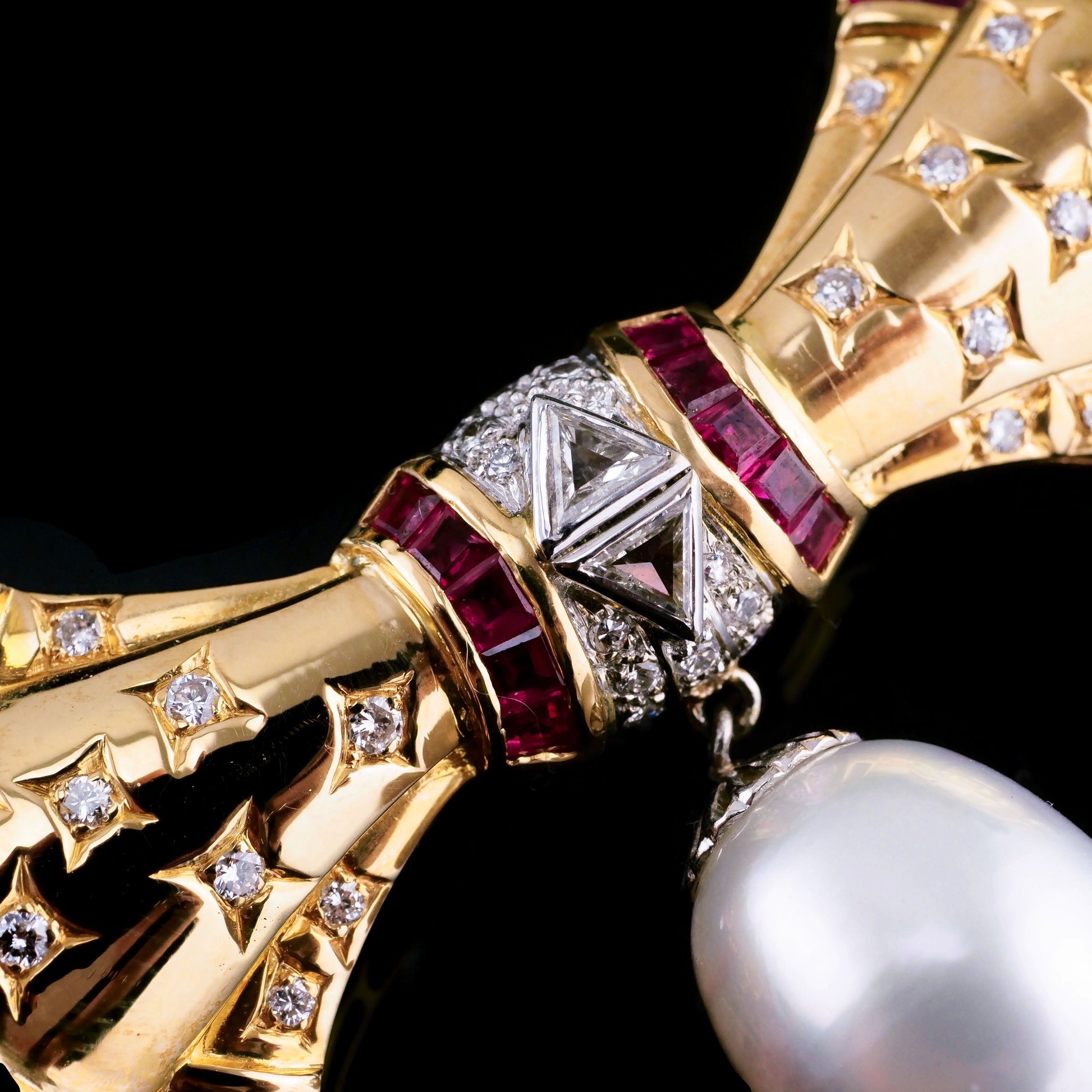 A Fine Vintage 18ct Gold Ruby Diamond and Pearl Bow Necklace