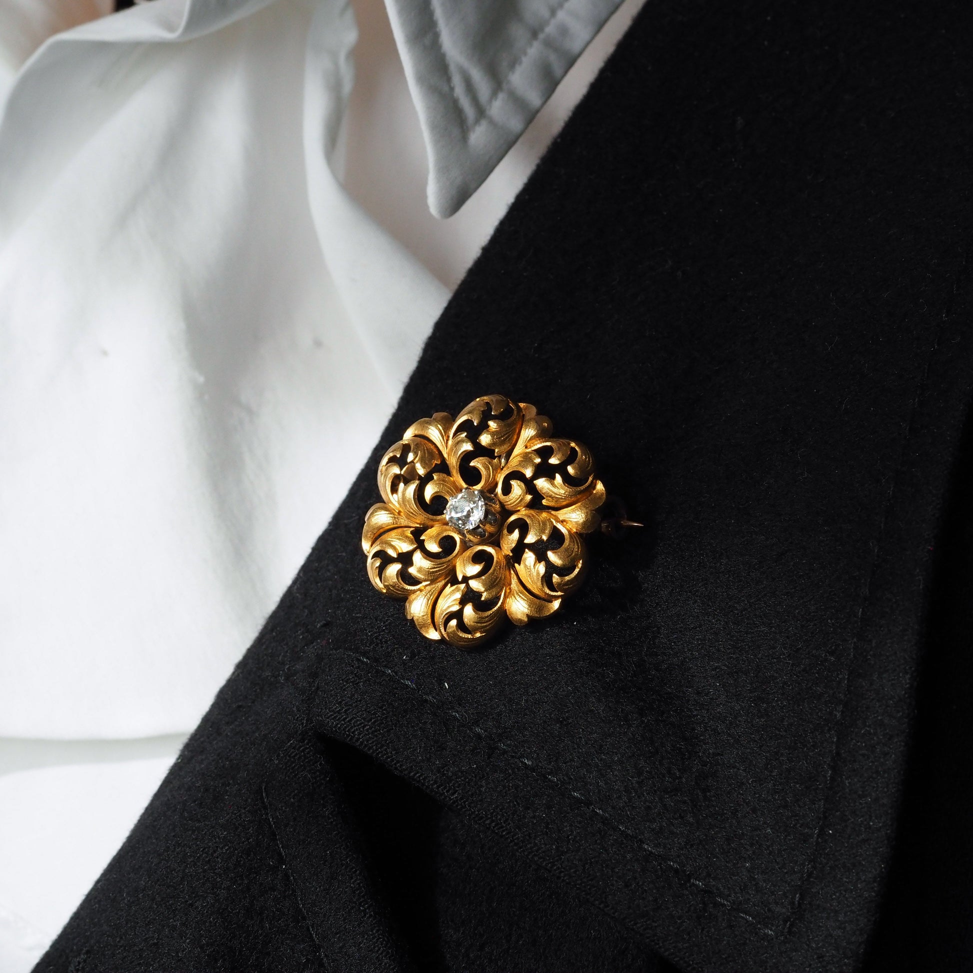 Antique French Diamond Set 18ct Gold Floral Acanthus Pendant Necklace Brooch