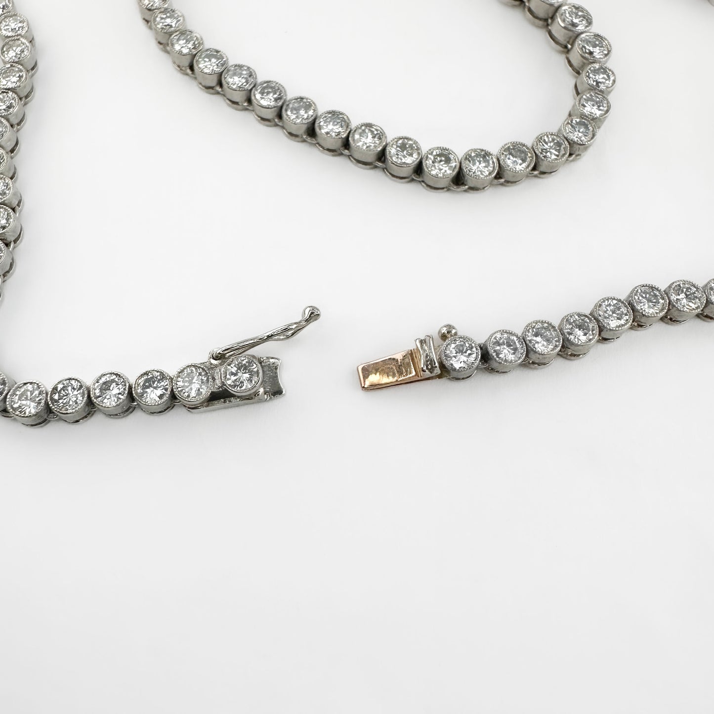 Graduated 12.5ct Diamond Riviera Necklace in Platinum