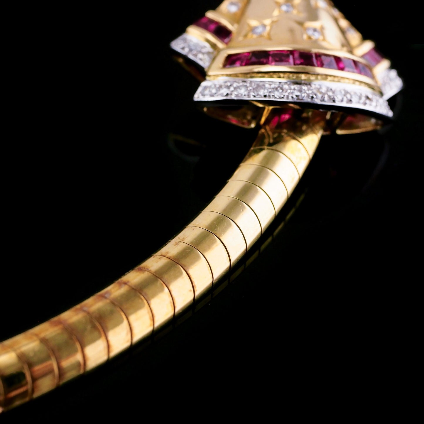 A Fine Vintage 18ct Gold Ruby Diamond and Pearl Bow Necklace