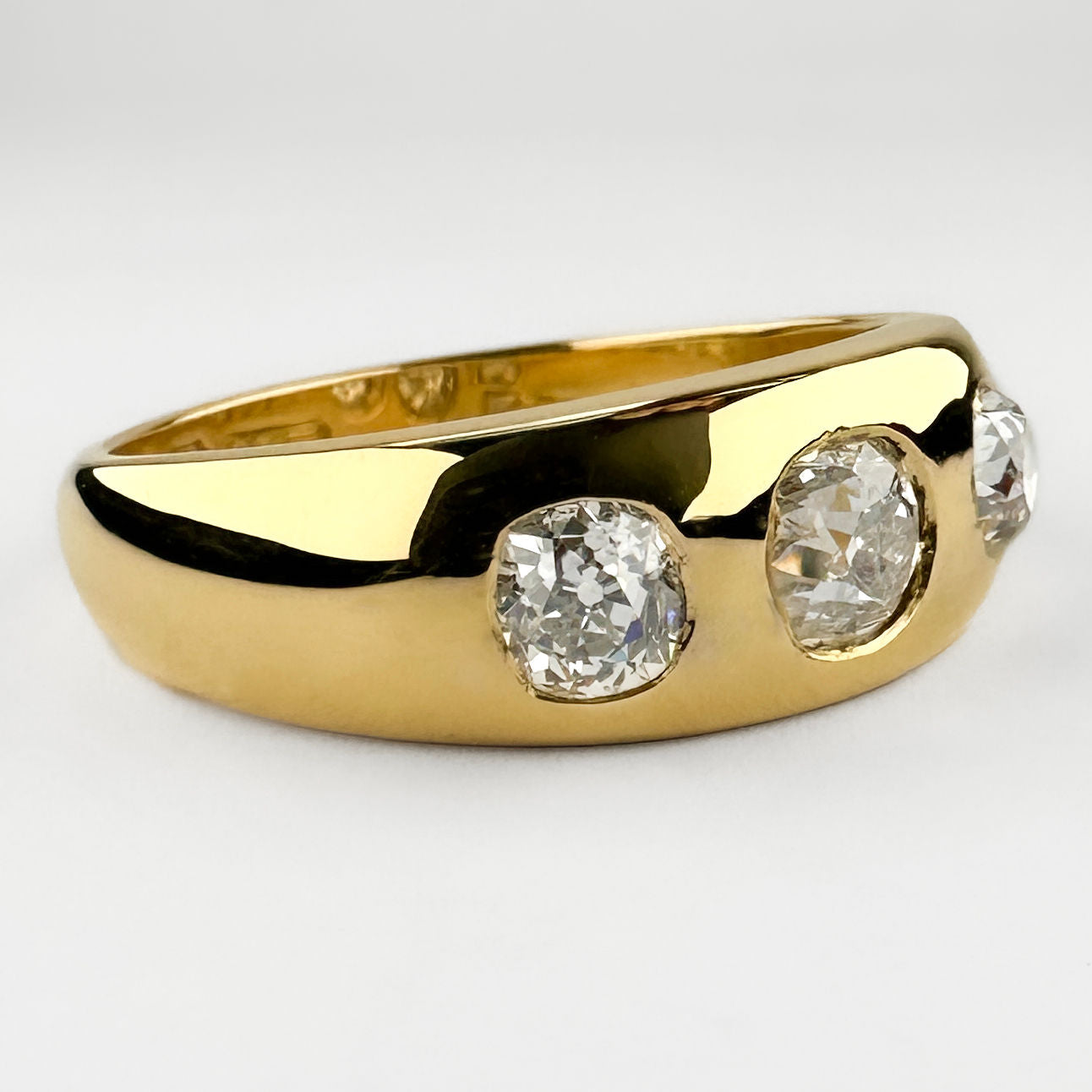 Victorian Antique 1.50cts Old Mine Cut Diamond Trilogy Three Stone Gypsy Ring in 18ct Yellow Gold