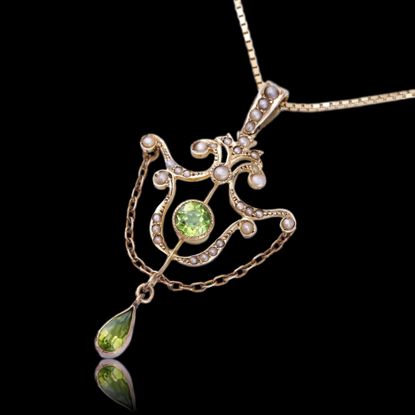 Antique Edwardian Peridot and Seed Pearl Pendant Necklace 9ct Gold - 1909