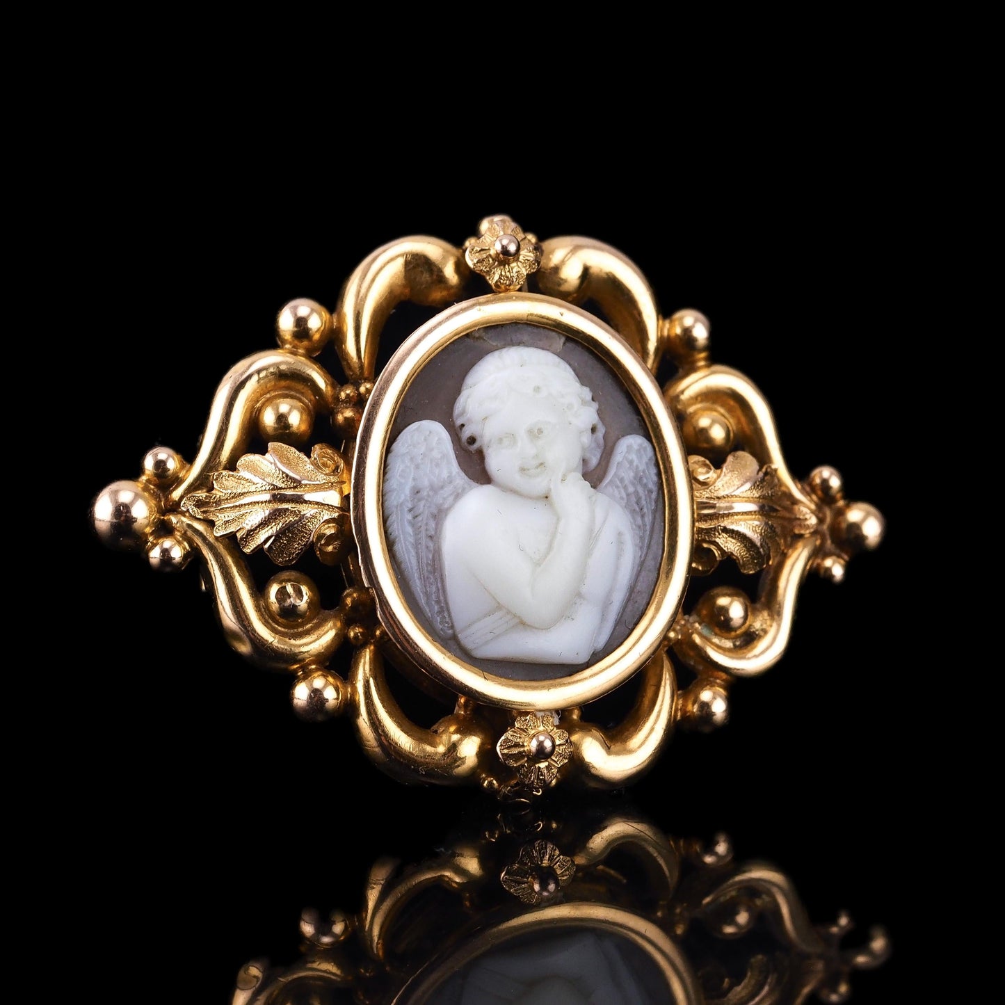 Antique Victorian Cherub Cameo Brooch 18K Gold Ornate Frame - c.1860