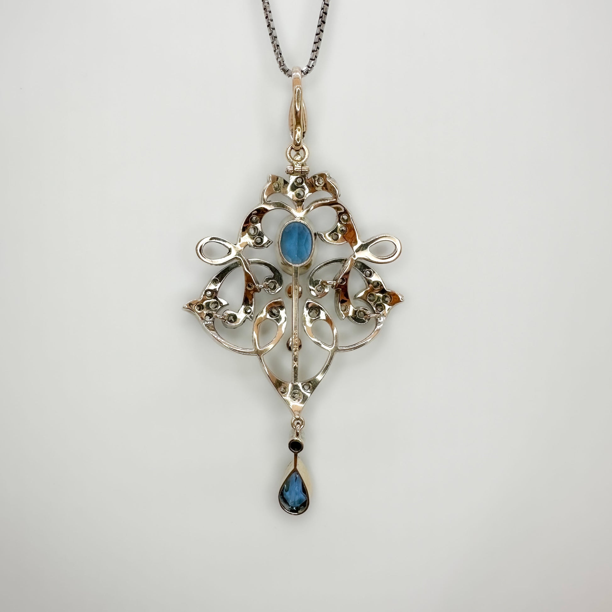 Art Nouveau Aquamarine Pendant