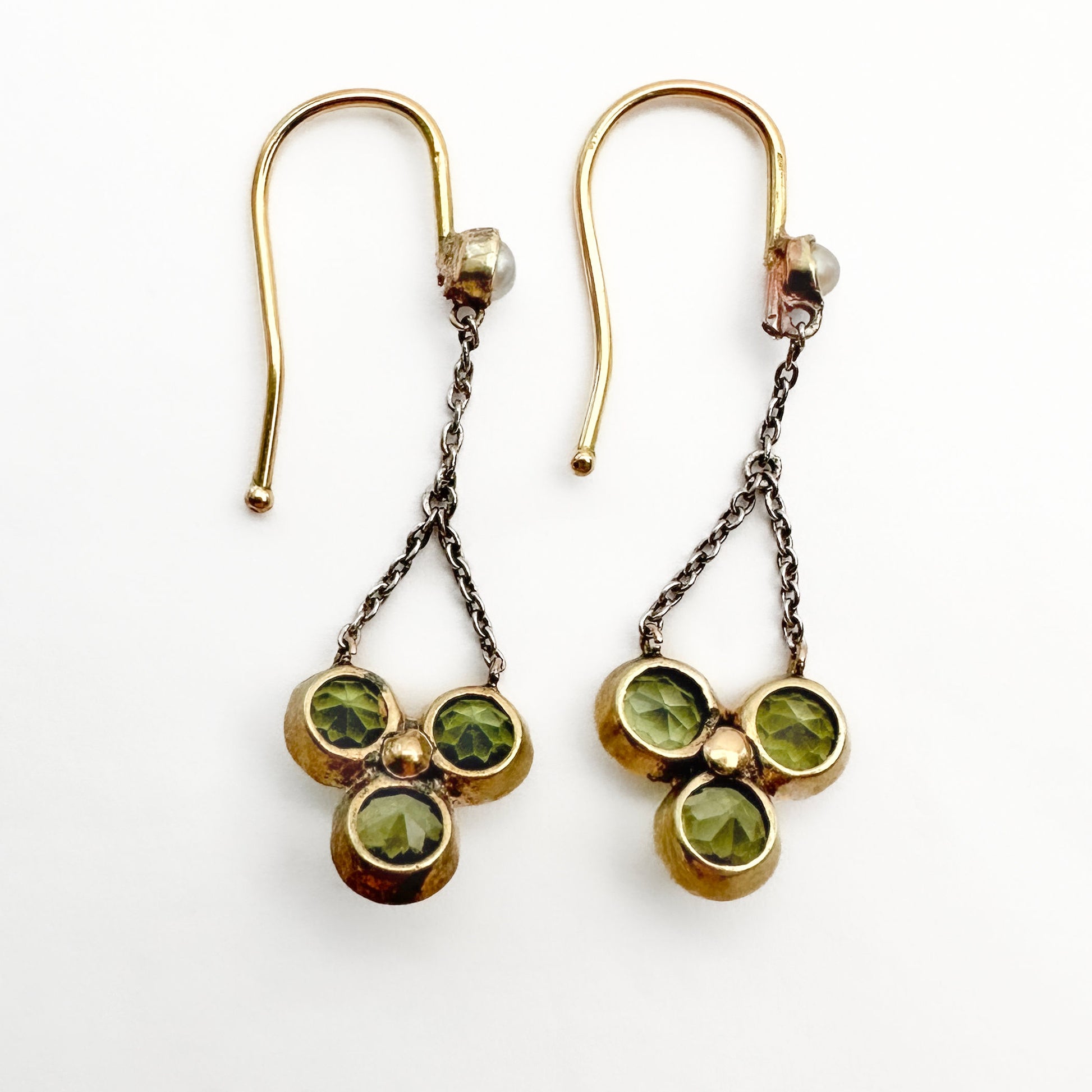 Late Victorian Antique Peridot Trefoil Drop Earrings with Ruby and Pearl