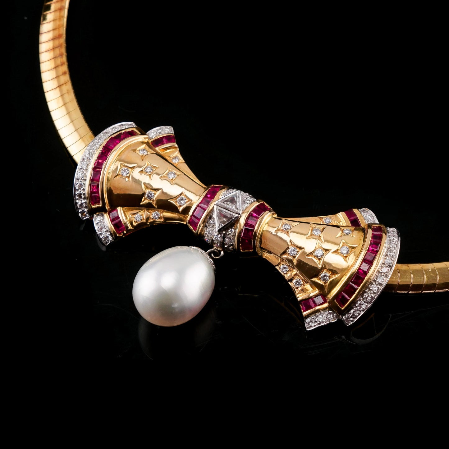 A Fine Vintage 18ct Gold Ruby Diamond and Pearl Bow Necklace