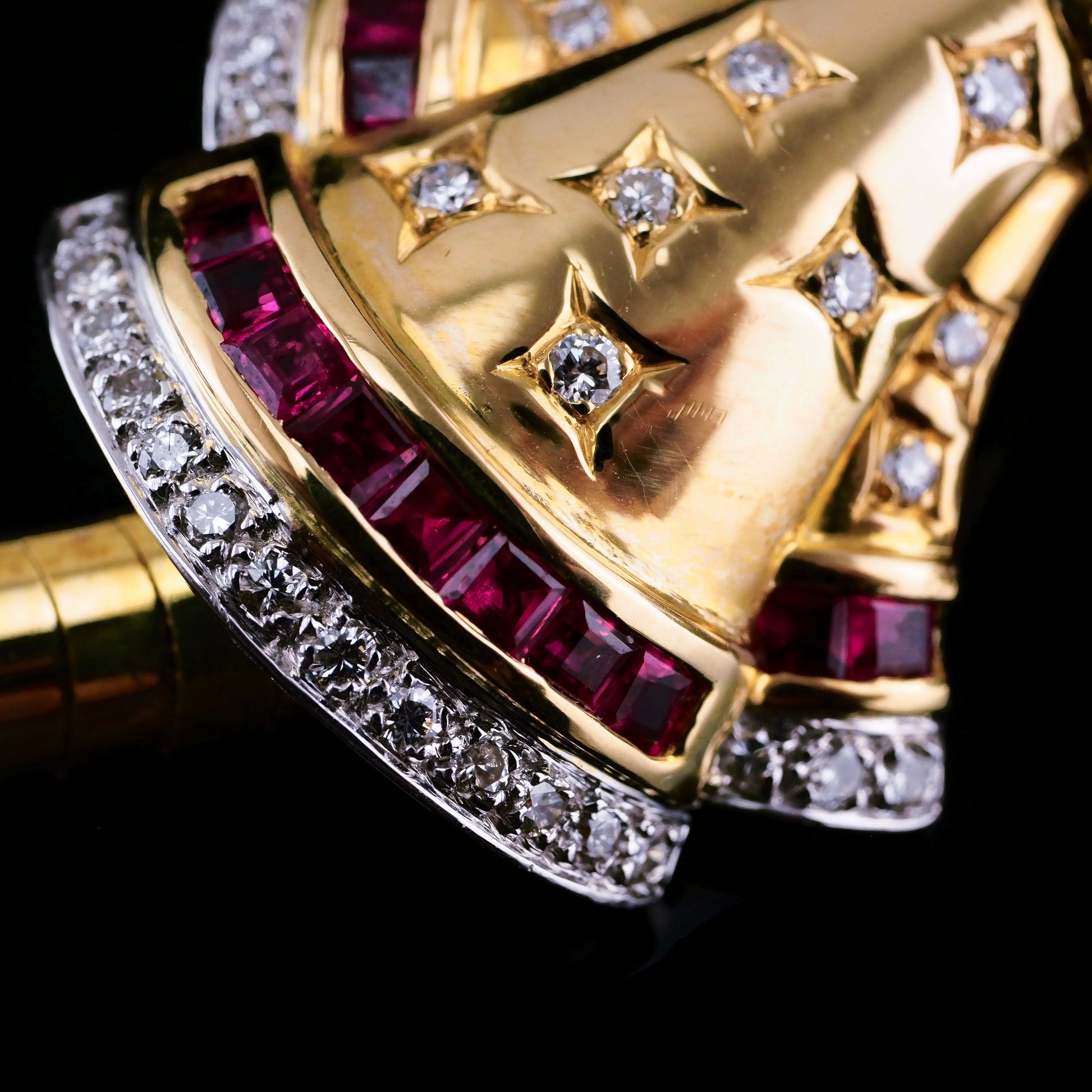 A Fine Vintage 18ct Gold Ruby Diamond and Pearl Bow Necklace