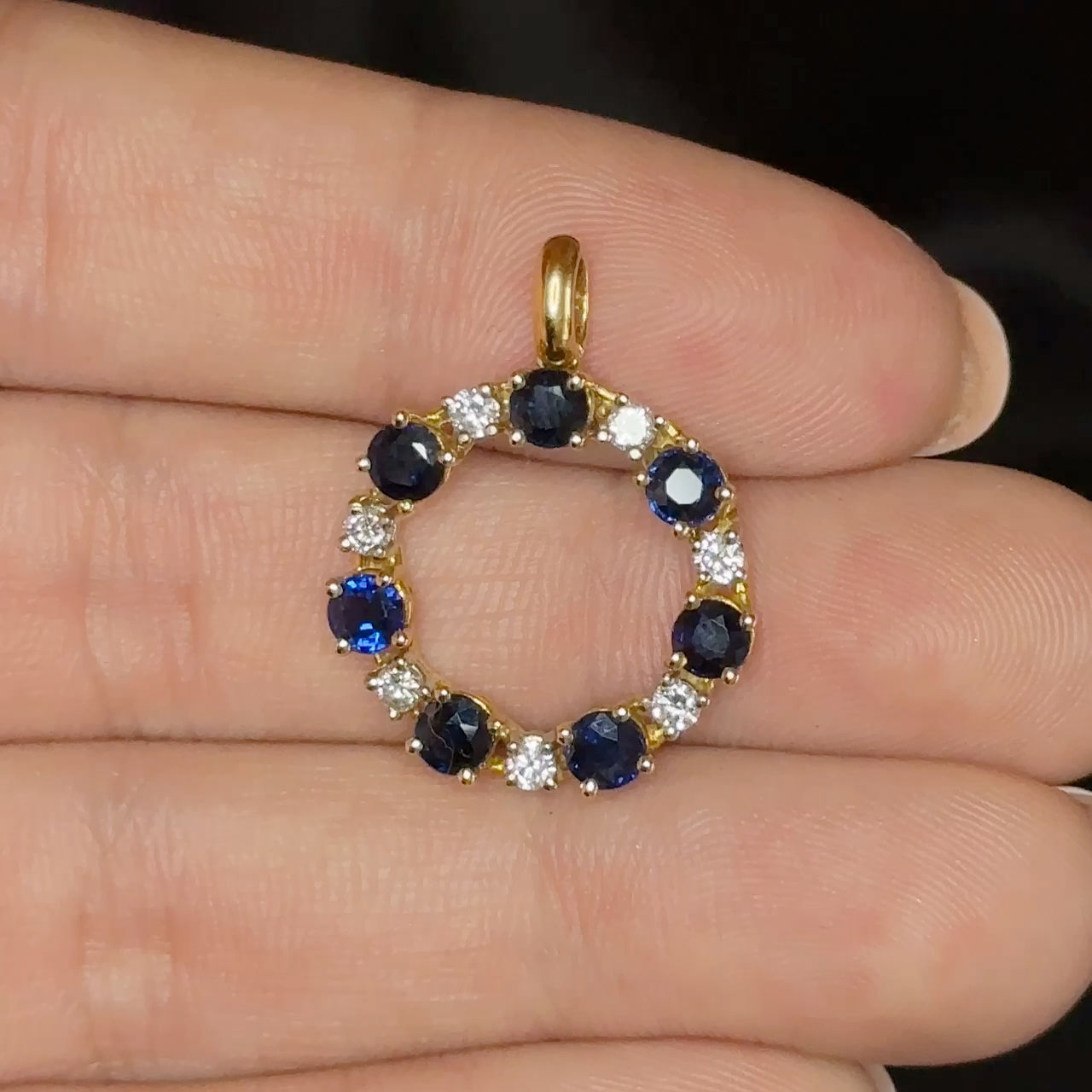 Circular Diamond Sapphire Pendant
