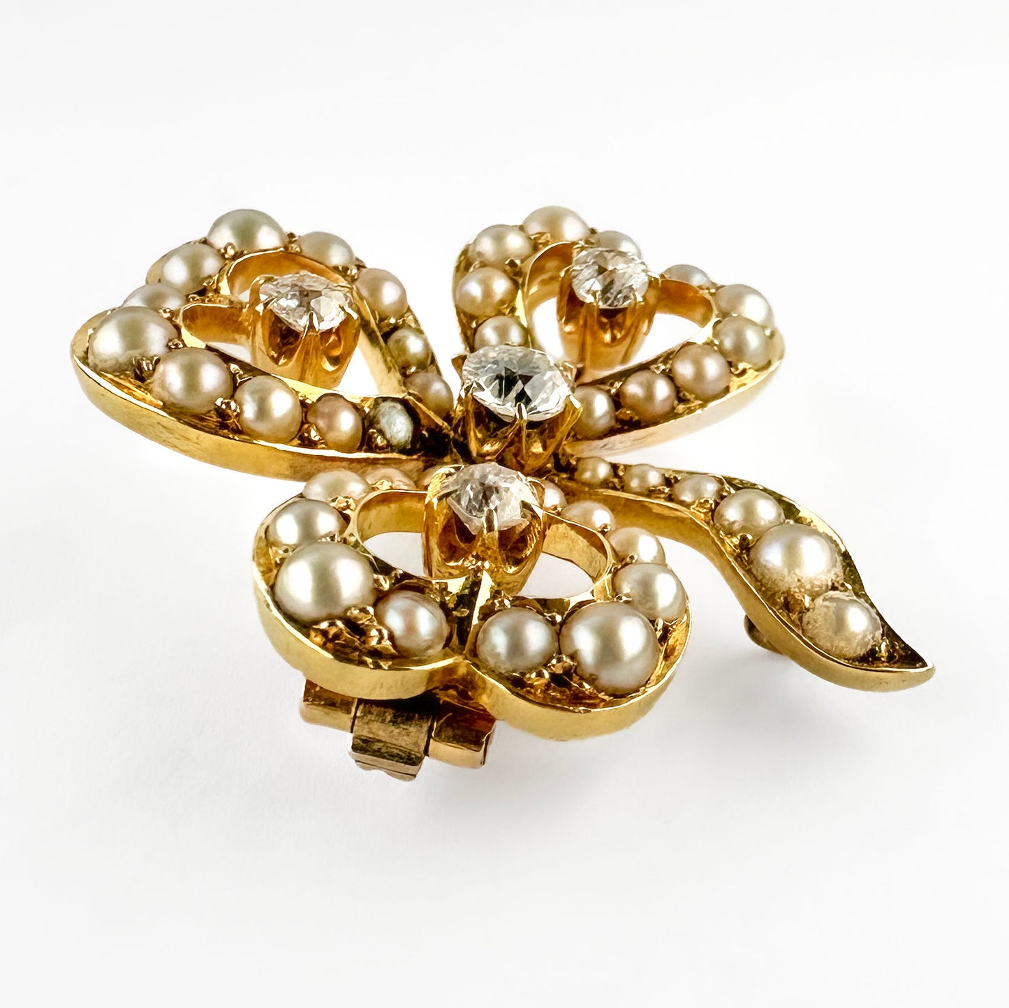 Edwardian Antique Pearl and Diamond Set 15ct Gold Clover Brooch