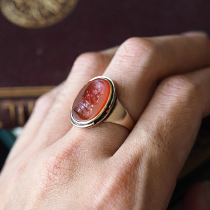 Antique 18K Gold Carnelian Intaglio Ring, Side Profile Gentleman - 19th century.