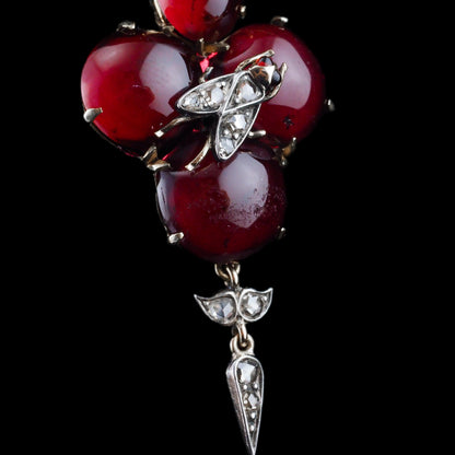 Victorian Antique Cabochon Garnet and Diamond Pendant come Brooch, Circa 1880