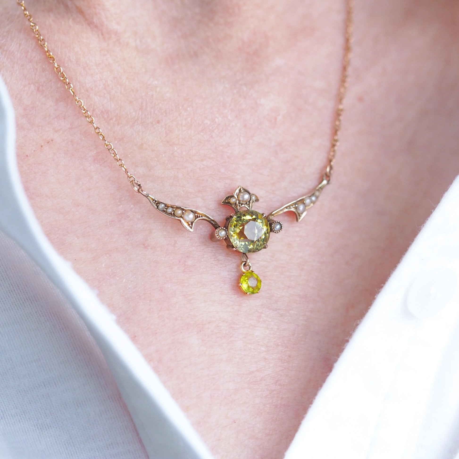 Edwardian Antique Edwardian Peridot and Pearl Necklace