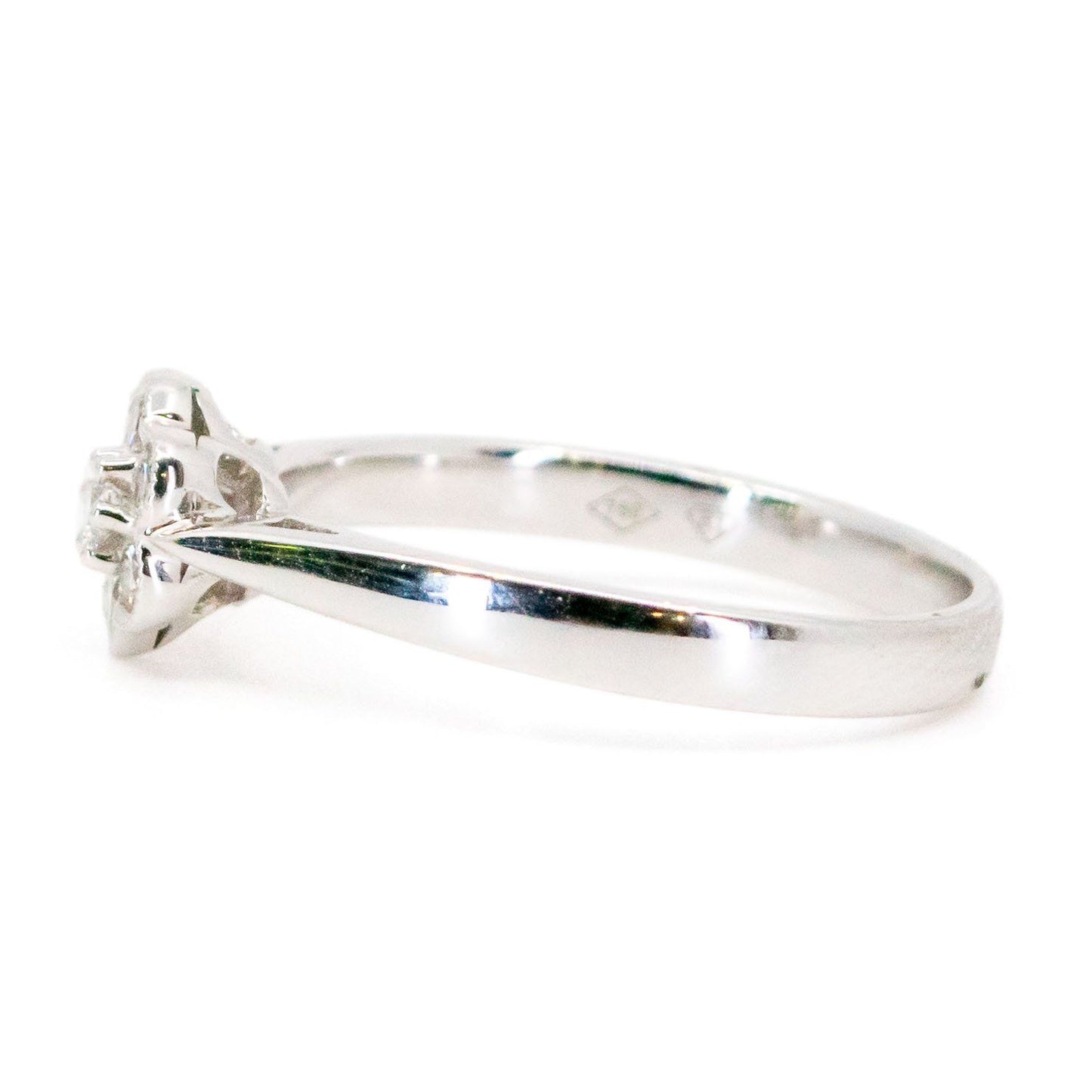 18 Carat White Gold Brilliant Cut Diamond Daisy Cluster Ring, 0.25 Carat