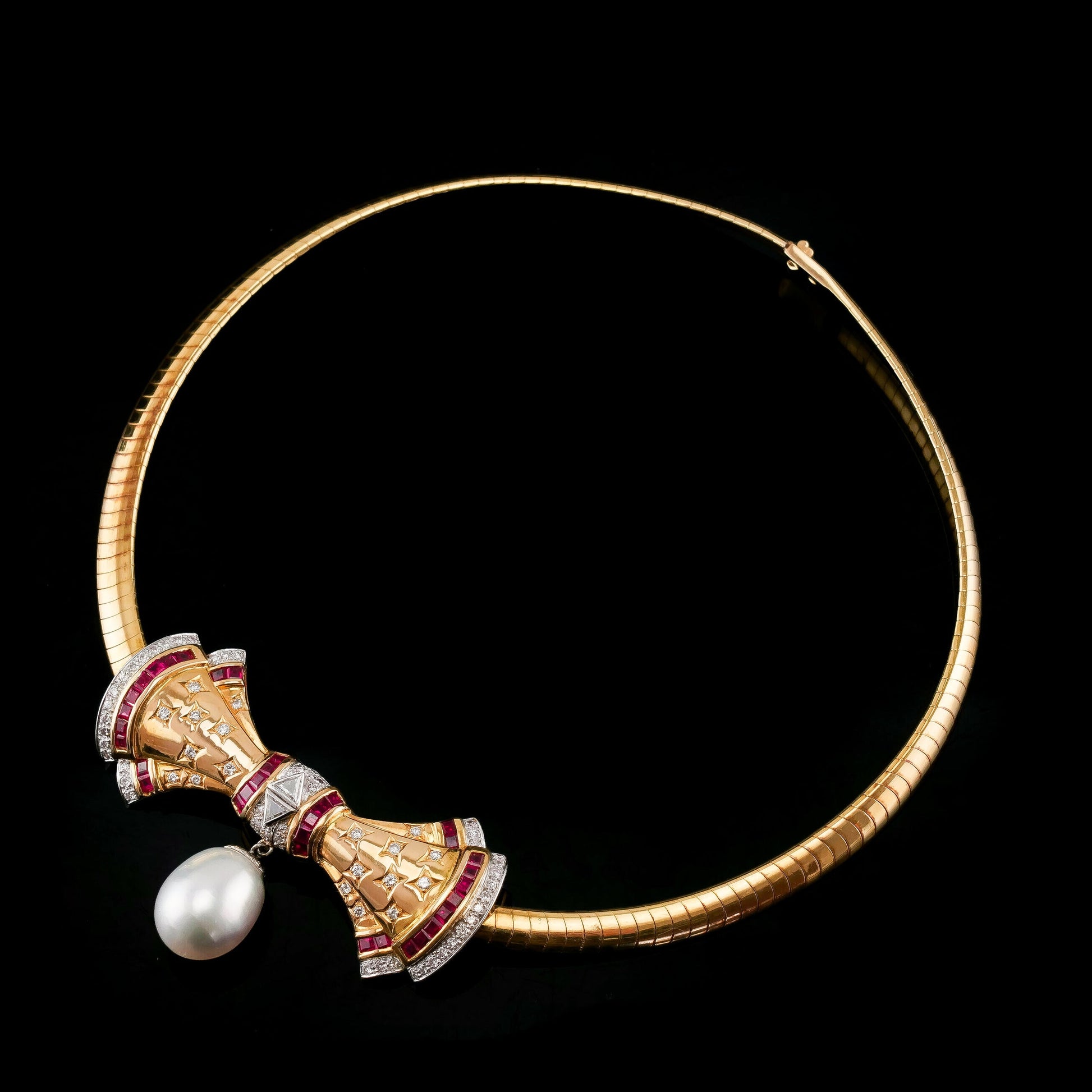 A Fine Vintage 18ct Gold Ruby Diamond and Pearl Bow Necklace