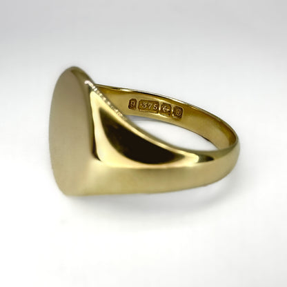Vintage 9ct Yellow Gold Oval Signet Ring