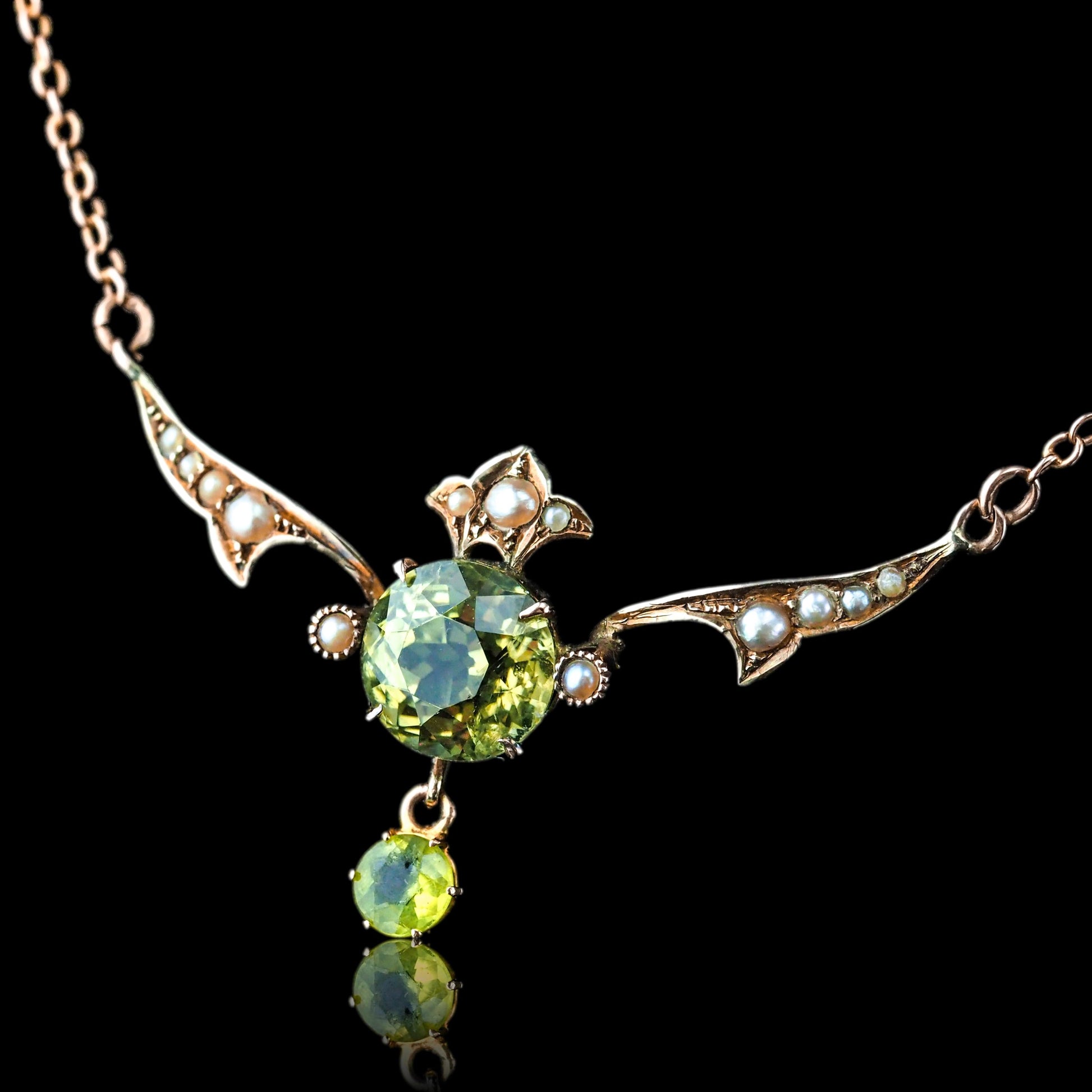 Edwardian Antique Edwardian Peridot and Pearl Necklace