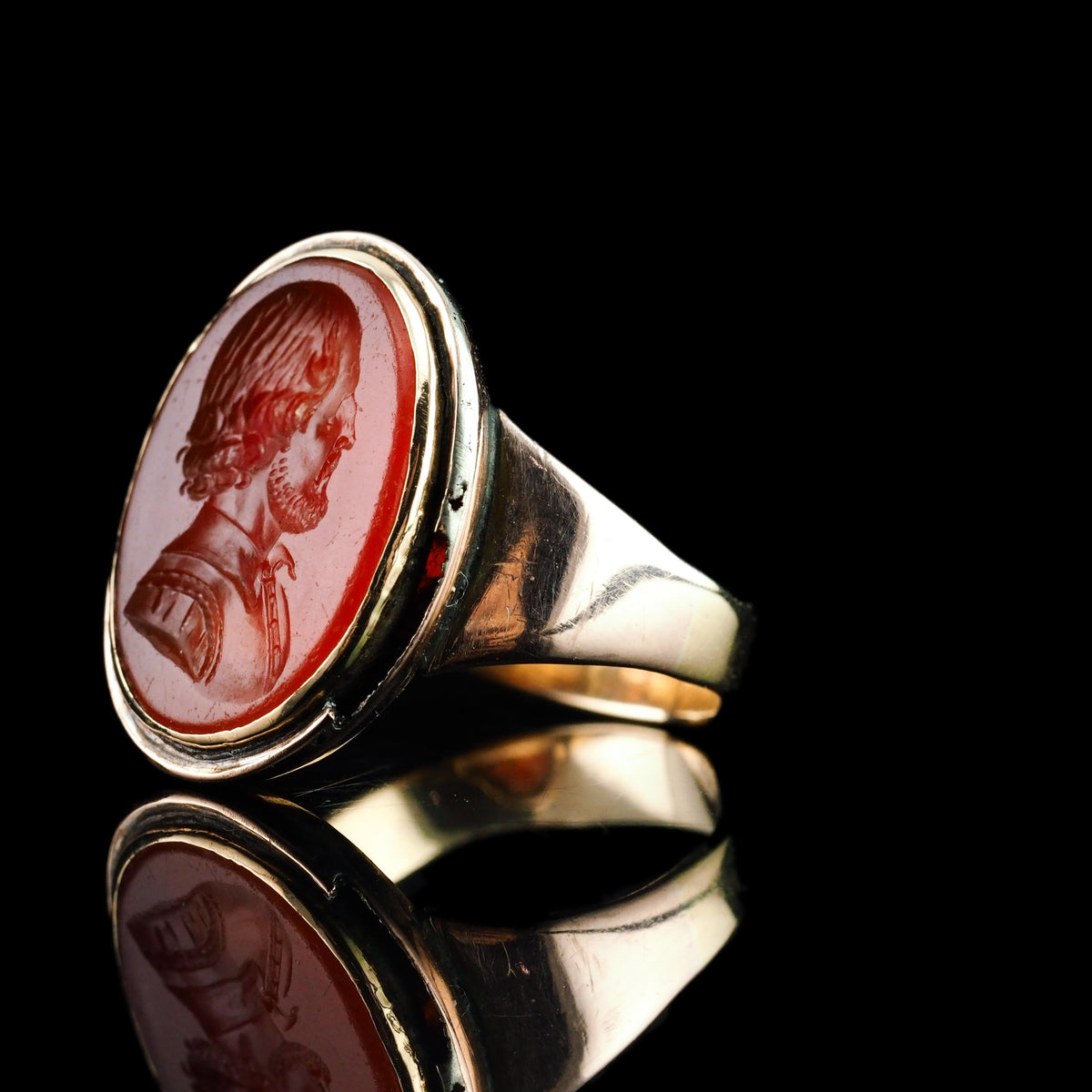 Antique 18K Gold Carnelian Intaglio Ring, Side Profile Gentleman - 19th century.