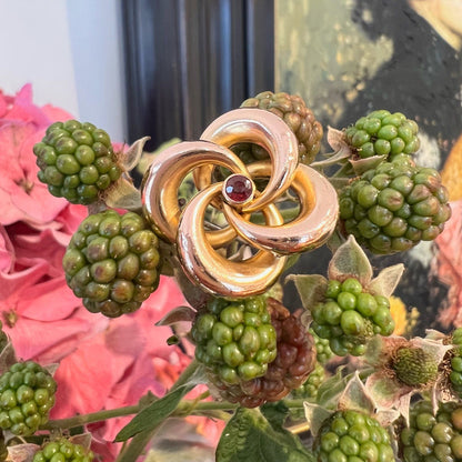 Victorian Antique Garnet Set Yellow Gold Love Knot Brooch