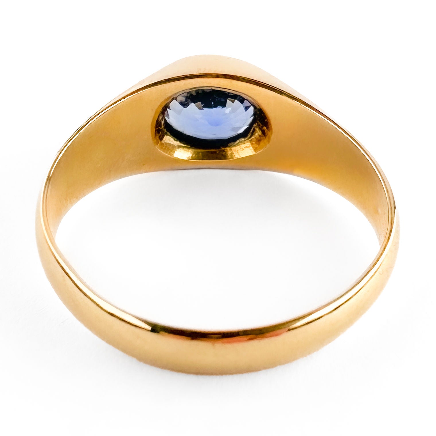 Ceylon Sapphire Solitaire Gypsy Ring