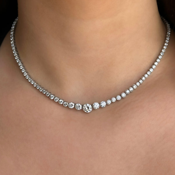 Graduated 12.5ct Diamond Riviera Necklace in Platinum