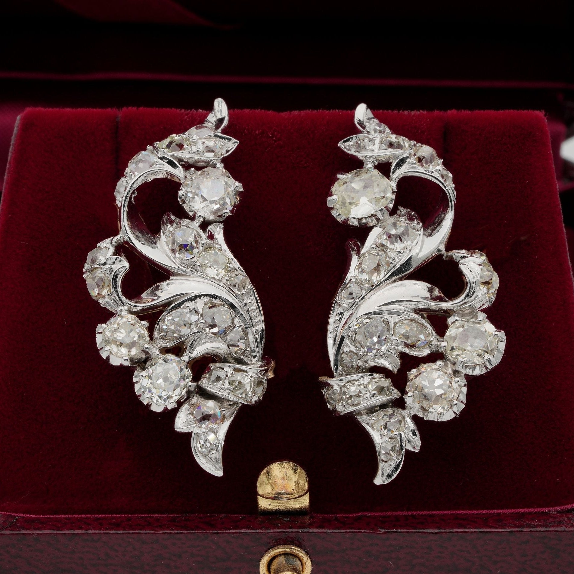 Late Art Deco 7.80ct Old Mine Cut Diamond Spray Earrings