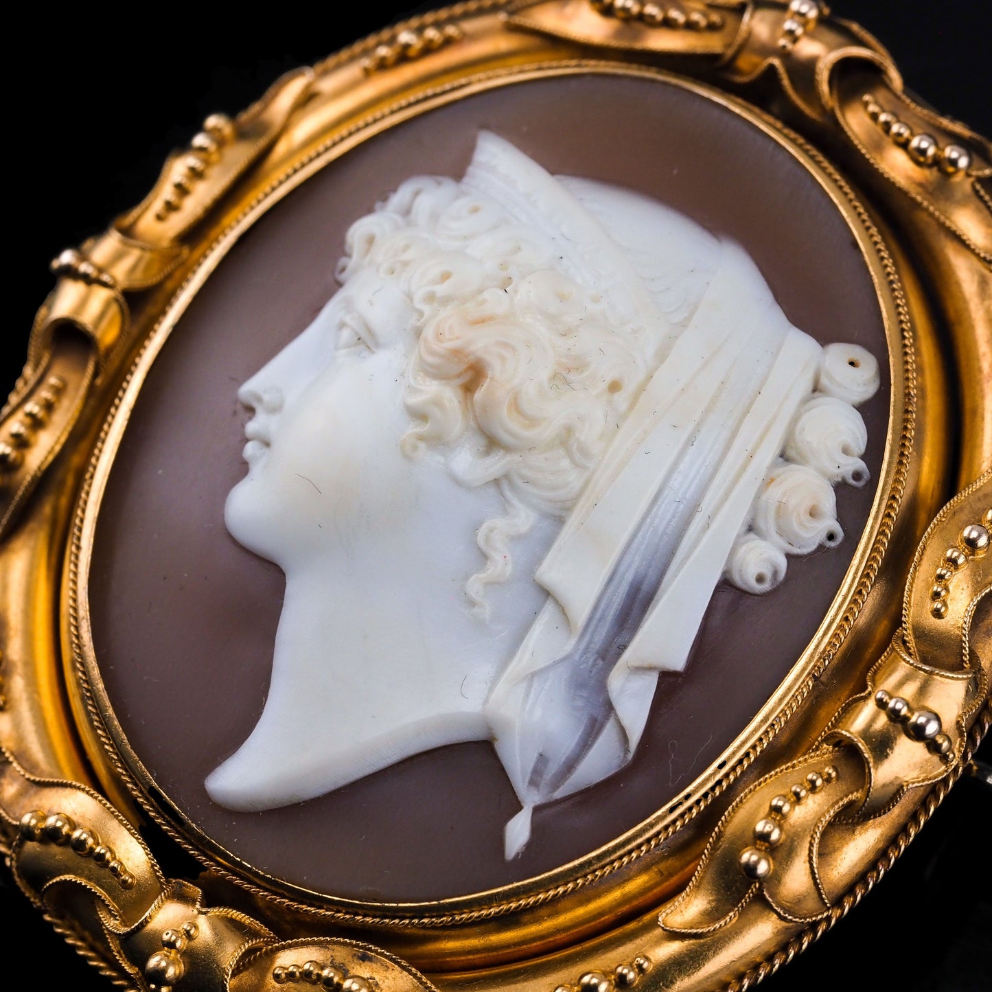 Magnificent Large Antique Victorian 18K Gold Cameo Brooch Pendant Locket - c.1860