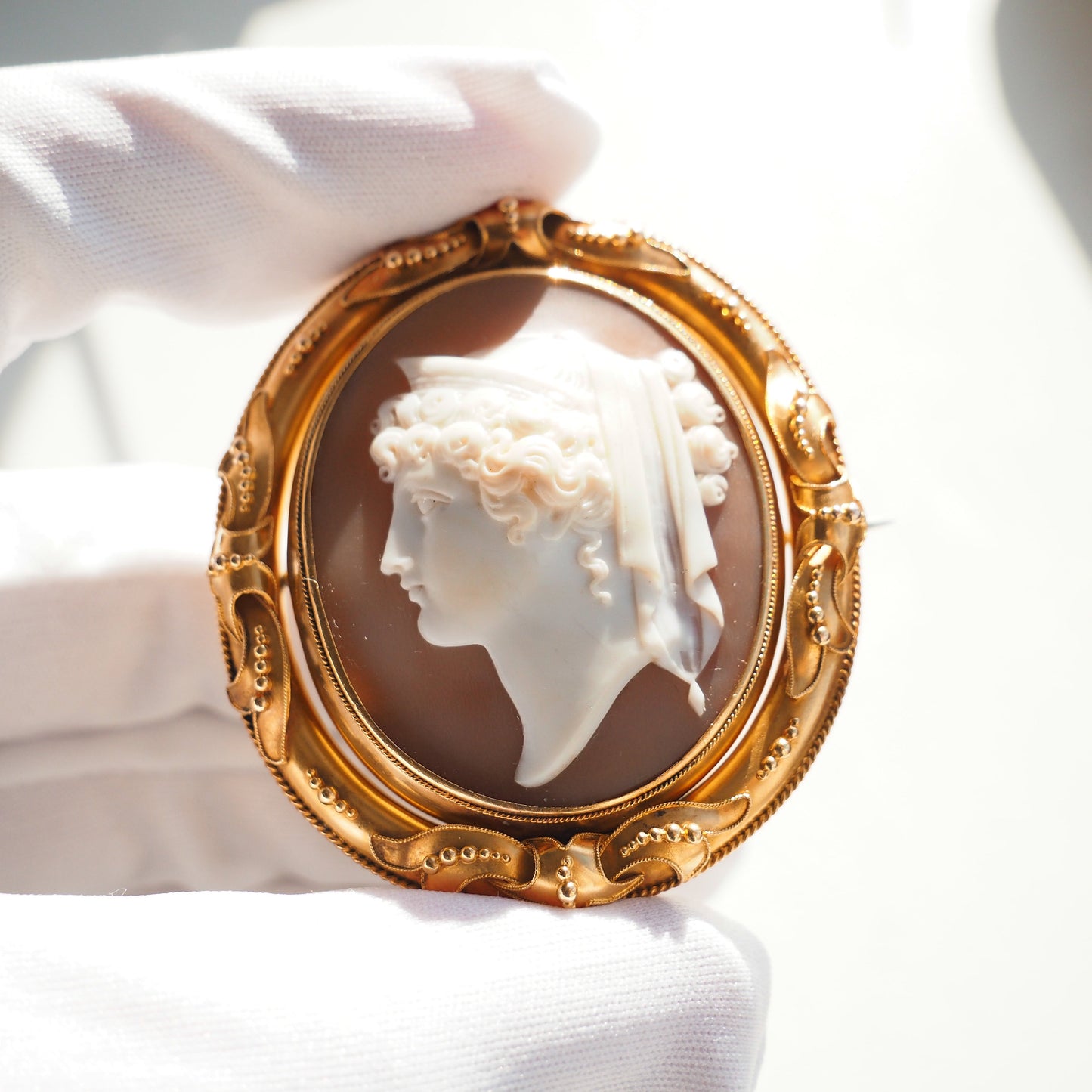 Magnificent Large Antique Victorian 18K Gold Cameo Brooch Pendant Locket - c.1860